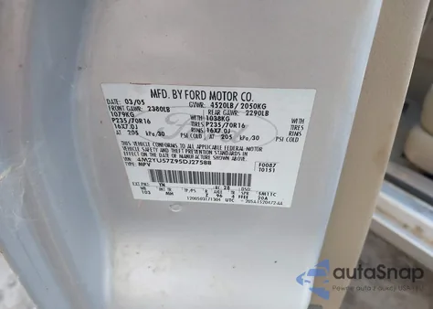 2005 Mercury Mariner Convenience z USA, uszkodzony, nr VIN 4M2YU57Z95DJ27588